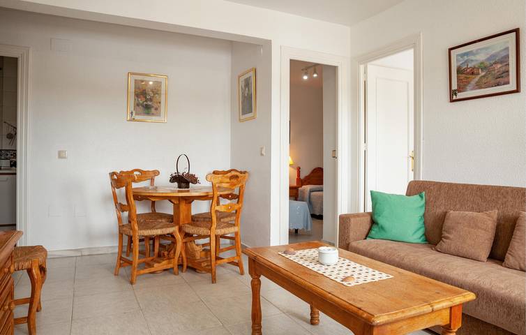 Ganze Ferienwohnung, Luxuriöses Apartment im Obergeschoss mit Pool & WiFi, 500m nach La Abaceria in Matalascañas, Almonte