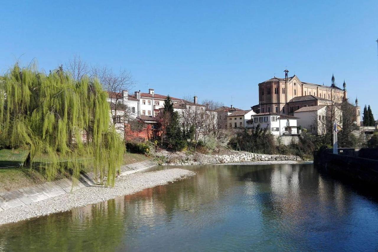 Appartement entier, Comfort in centro in Pieve di Soligo, Province de Trévise