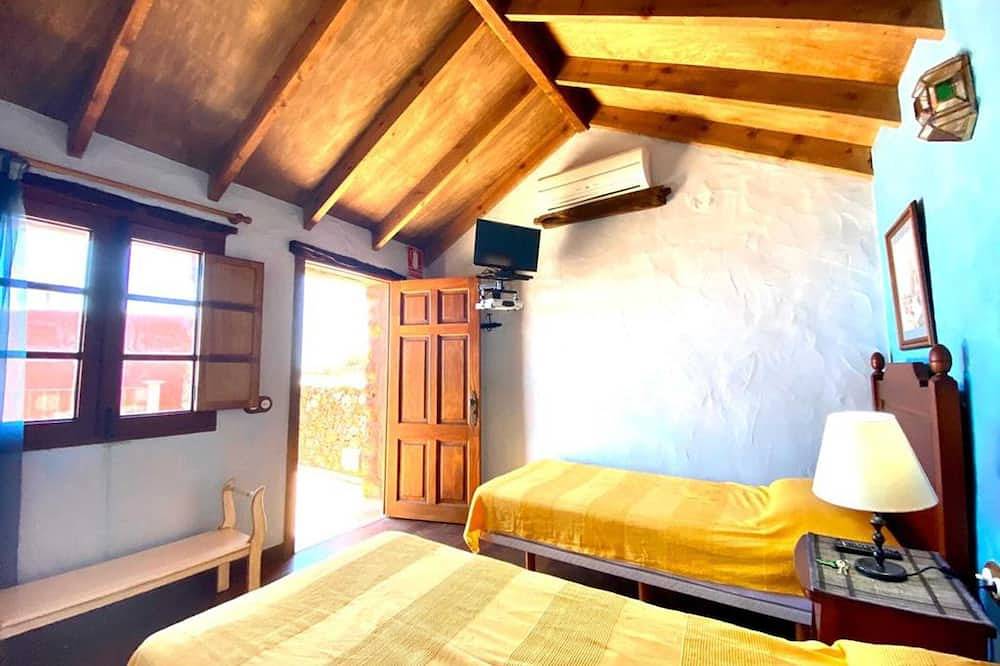 Homerez - Casa en Isora con vista montaña in Isora, Valverde