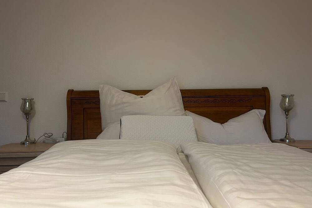 Ganze Wohnung, Schöne Terrassenferienwohnung , 85m² 2 Schlafzimmer und ein großes Wohnzimmer in Waldkirch, Südschwarzwald