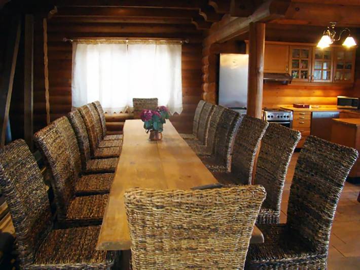 Location de vacances pour 17 personnes, avec Balcon et Jacuzzi ainsi que Terrasse et Jardin dans Otepaa