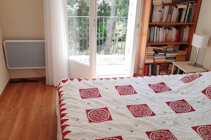 Location de vacances pour 7 personnes, avec jardin et balcon, animaux acceptés à Saint-Clément-de-Rivière - 4