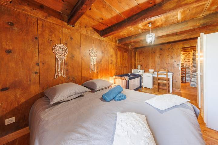 Location de vacances pour 7 personnes, avec terrasse et jardin à Anglards-de-Salers - 3