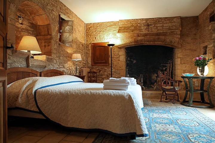 Location de vacances pour 4 personnes, avec piscine et vue, animaux acceptés à Beynac-et-Cazenac - 3