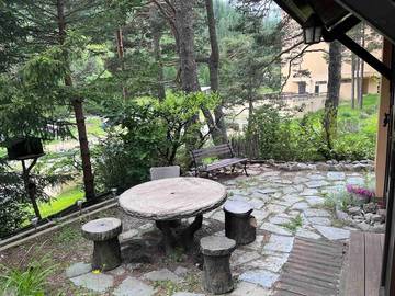 Gîte pour 6 personnes, avec jardin dans Station de La Colmiane