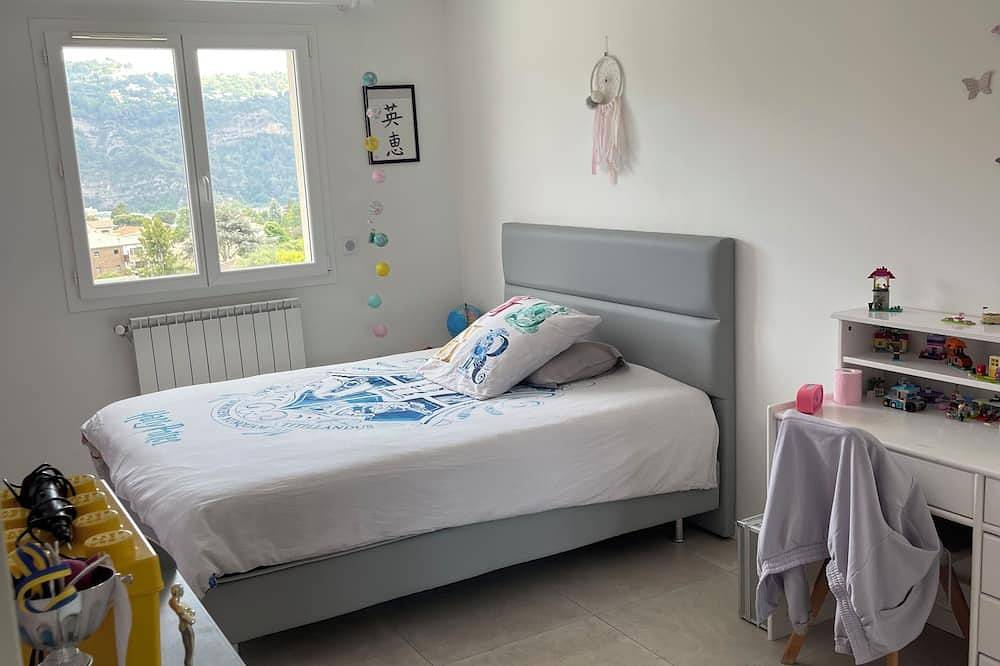 Villa Belle Vue in Carros, Cannes region