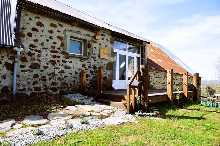 Gîte pour 8 personnes, avec jardin, animaux acceptés à Marchastel - 2