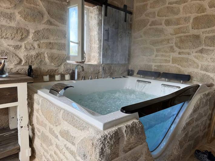 Gîte für 2 Personen, mit Garten und Terrasse sowie Whirlpool in Franche-Comté - 2