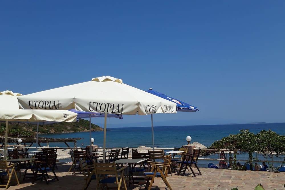 Andreas House, 185 qm plus Garage , mit Meerblick in Lesbos