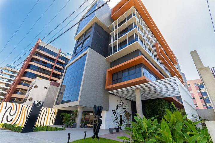 Casas e apartamentos de temporada para 3 pessoas, com terraço e piscina em Tambaú