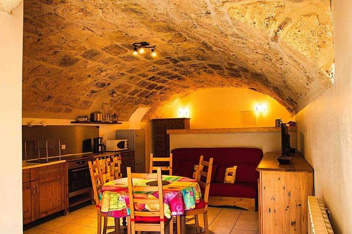 Gîte pour 5 personnes, avec piscine et jardin, animaux acceptés à Saint-Jean-de-Buèges - 4