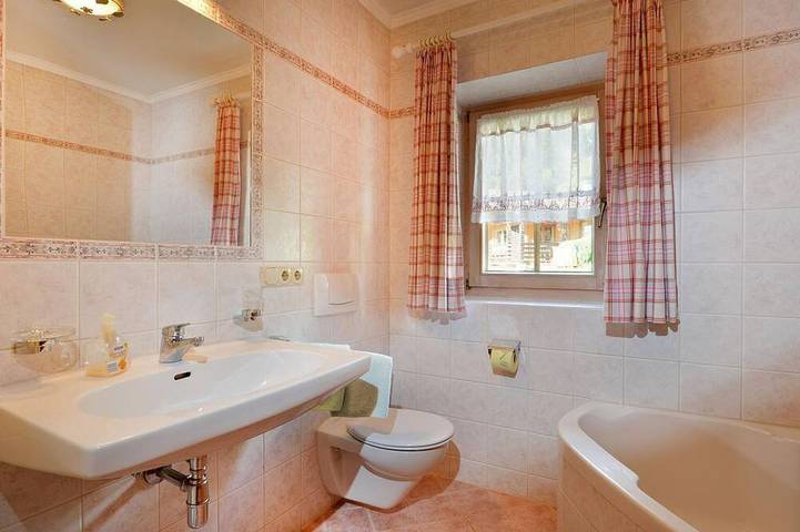 Hütte für 4 Personen, mit Garten in Ellmau - 4