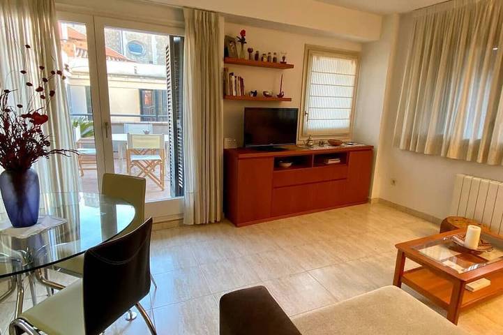 Apartment for 3 people, with terrace in Girona