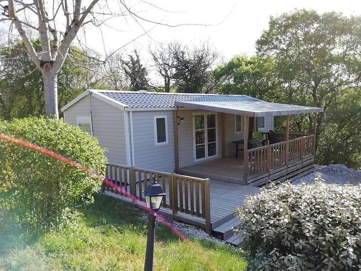 Mobil home pour 6 personnes, avec bassin pour enfant, animaux acceptés dans Séniergues - 3