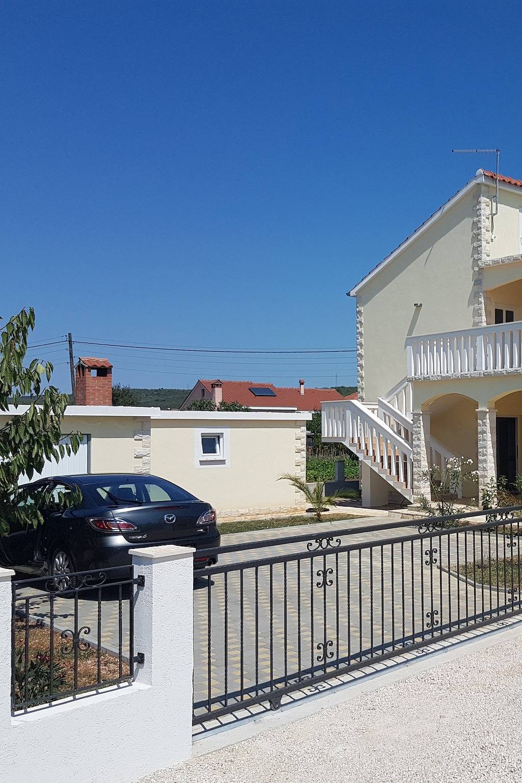 4-Zimmer-Haus mit Terrasse Sukosan, Zadar in Sukosan, Zadar