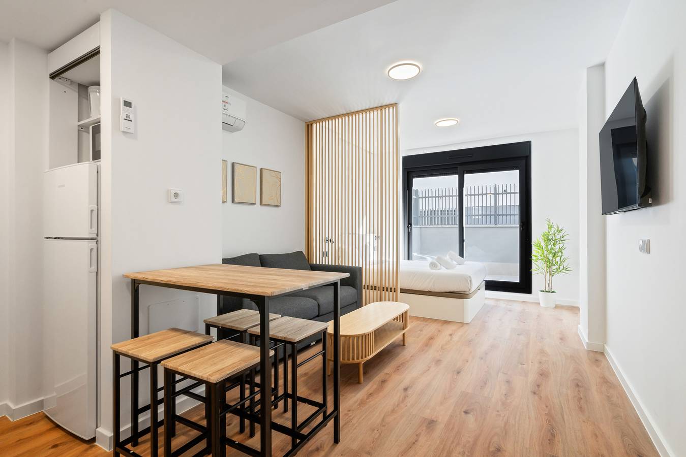 Ganze Wohnung, Apartamento reformado con garaje alquiler temporal in San Sebastián de los Reyes, Madrid Province