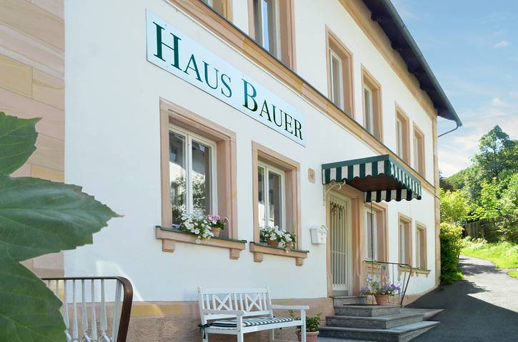 Hotel, mit Balkon/Terrasse und Terrasse