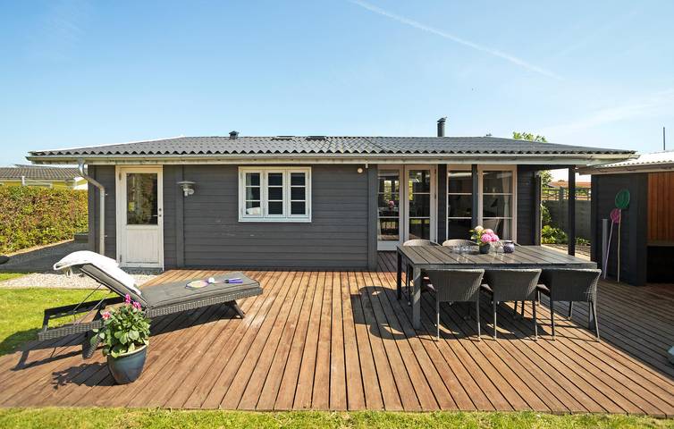 Ferienhaus für 4 Personen mit Terrasse in Karrebæksminde, Schwedische Ostsee
