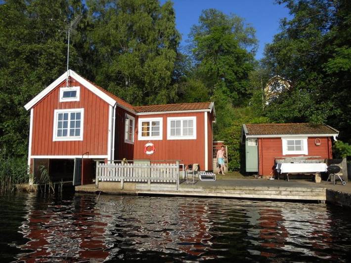 Hus för 6 Personer, med Terass samt Trädgård och Sjöutsikt i Lerum