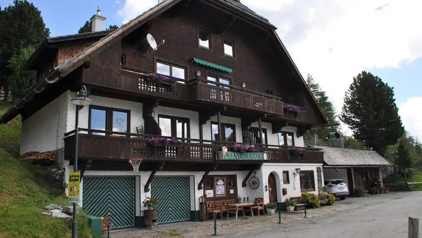 Ferienwohnung für 4 Personen, mit Garten und Terrasse, mit Haustier