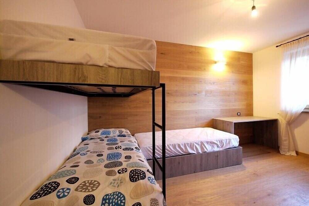 Sunny Arabba Apartment in Buchenstein, Dolomiti Superski