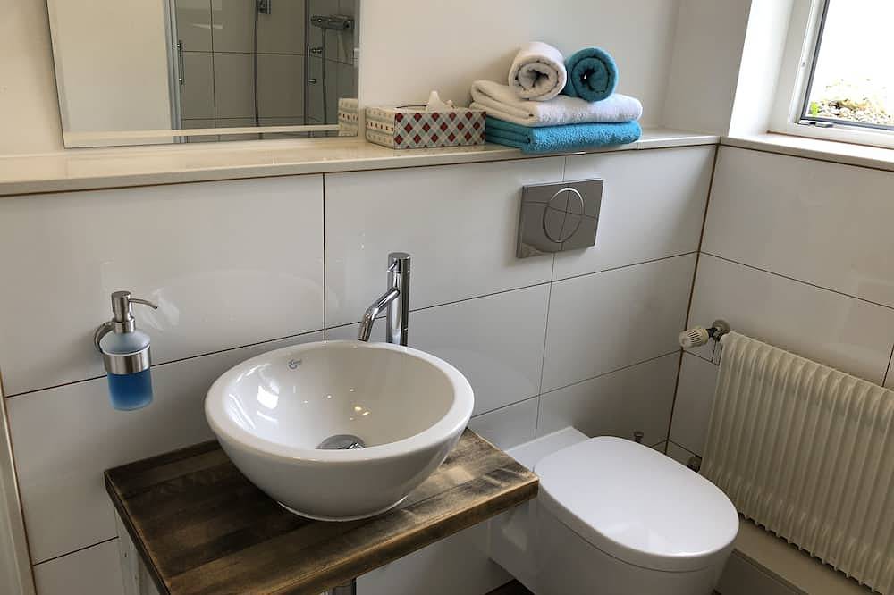 Apartamento entero, Casa Beni vacation apartment directly on the Main cycle and river hiking trail in Hallstadt, Región Viticola de Franconia