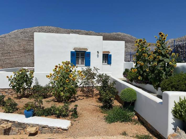 Location de vacances pour 4 personnes, avec vue ainsi que balcon et jardin dans Amorgos - 2