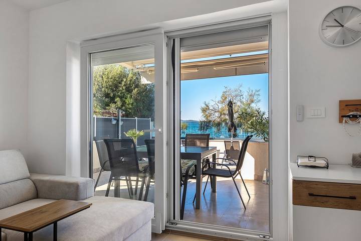 Hel lejlighed, Seafront Apartment in Zadar – First Row by the Beach in Zadar Centrum, Zadar (Kommune)