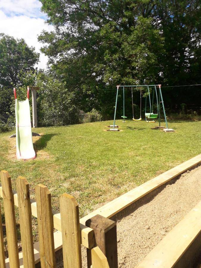 Location de vacances pour 10 personnes, avec jardin et terrasse, animaux acceptés dans Villers-sous-Foucarmont - 2