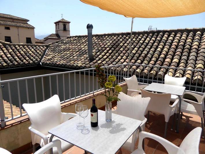 Apartamento de vacaciones para 4 personas, con terraza además de sauna y jacuzzi - 1