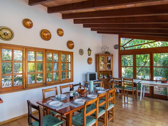 Ferienwohnung für 6 Personen, mit Balkon/Terrasse und Garten sowie Pool in Capdepera - 4