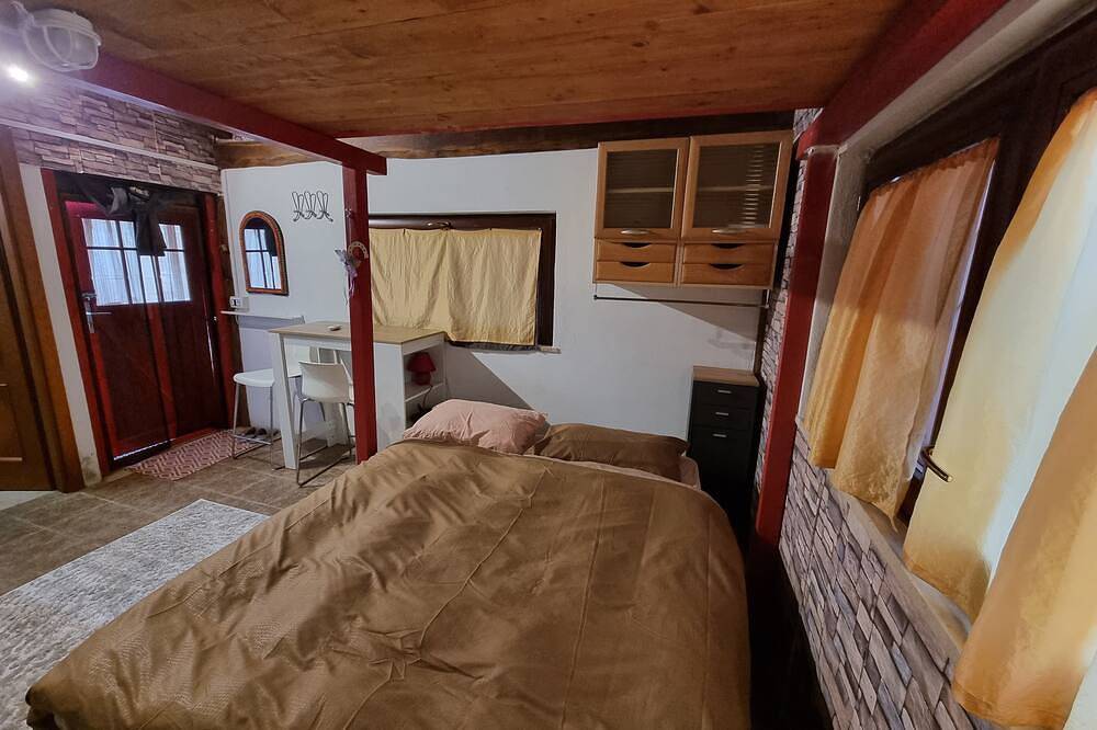 Villa Shiva - Annex. Country House with Hot Tub and Barbecue in Cerveteri, Rom Provinz