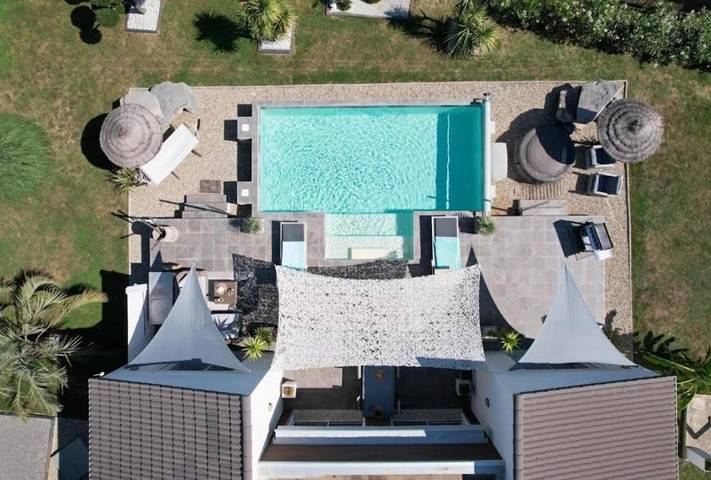 Location de vacances pour 8 personnes, avec jardin ainsi que jacuzzi et piscine à Salindres - 2