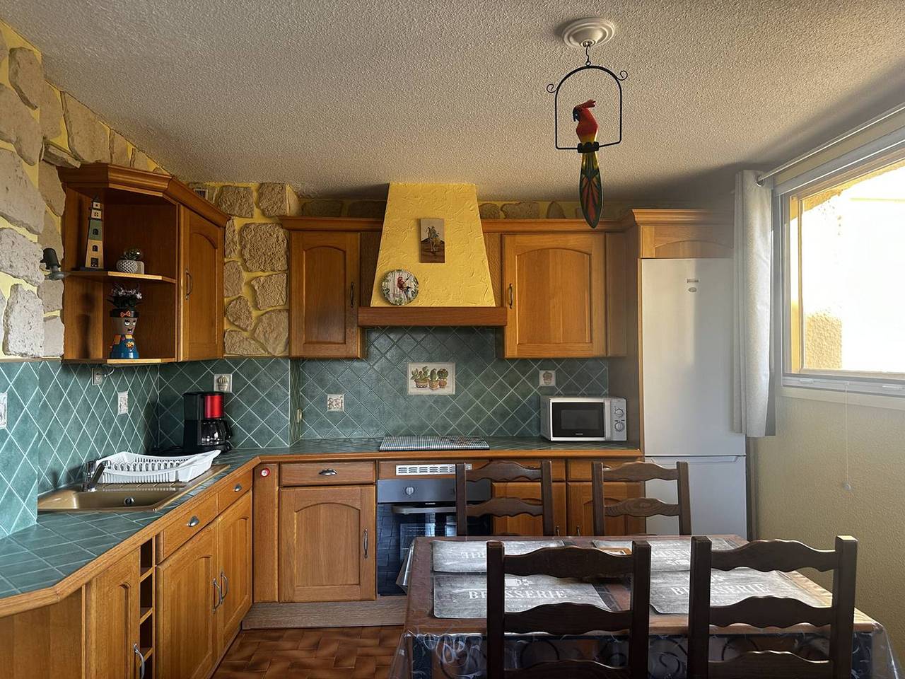 Ganze Wohnung, Gemütliche 2-Zimmer-Wohnung mit Poolnähe - 4 Schlafplätze - Parkplatz - 300 m vom Strand in La Côte Vermeille, Argelès-sur-Mer