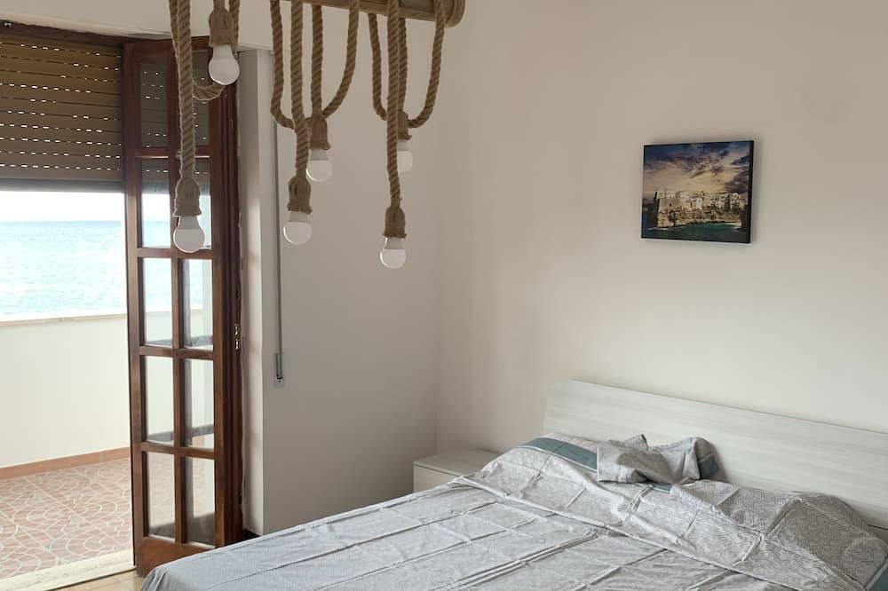 Forget-me-nots Apt in San Giorgio (Bari), Region de Bari