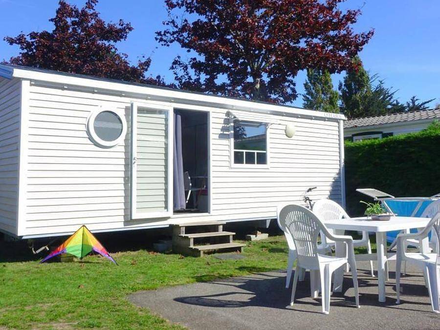 Camping Le Pansard - Mobilhome 4 personas - Classic | 2 Dormitorios | 4 Pers. | Terraza individual in La Londe-les-Maures, Costa mediterránea (Francia)