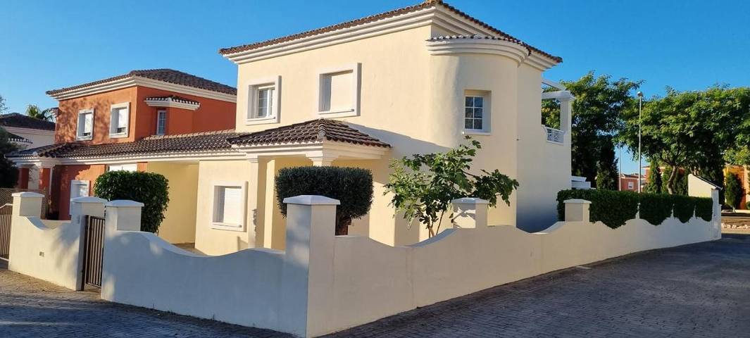 Chalet para 6 personas, con vistas además de piscina y jardín en Huerta de Murcia - 2