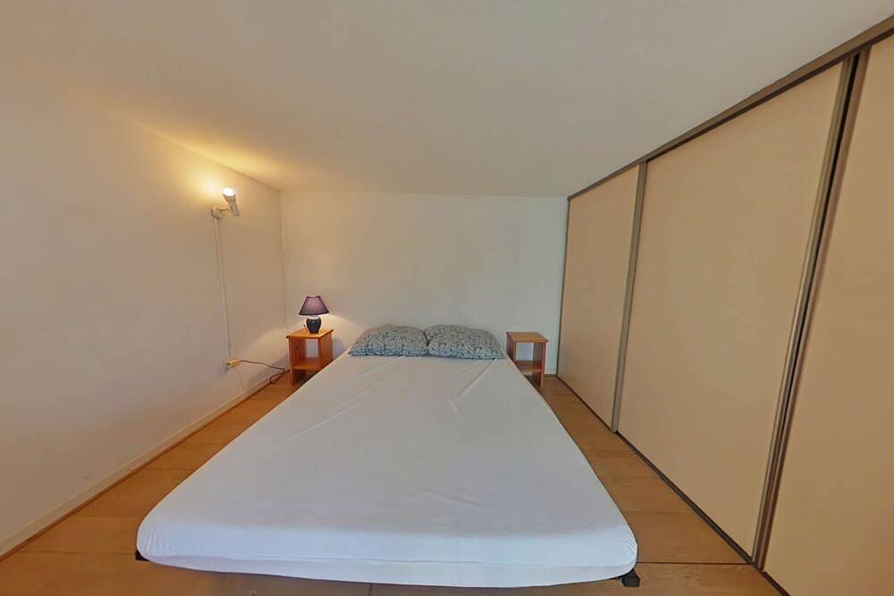Ganze Wohnung, 103 Mezzanine cabin house sleeps 6 Port Leucate Naturisme in Port Leucate, Leucate