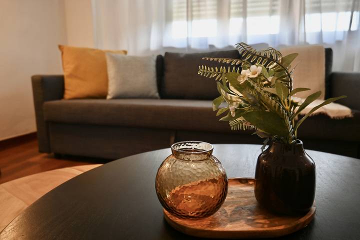Apartamento entero, M Vivienda cuatro dormitorios Arganzuela in Madrid, Área Metropolitana de Madrid