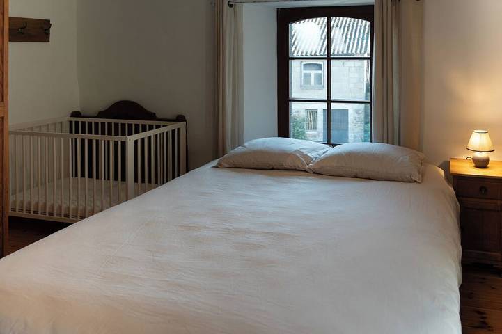 Location de vacances pour 6 personnes, avec terrasse et jardin dans Provèdroux - 2