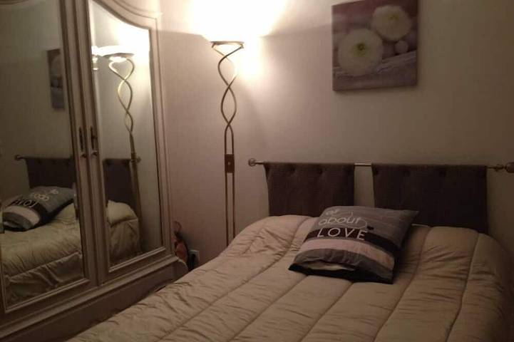 Location de vacances pour 10 personnes, avec terrasse et jardin à Entrecasteaux - 4