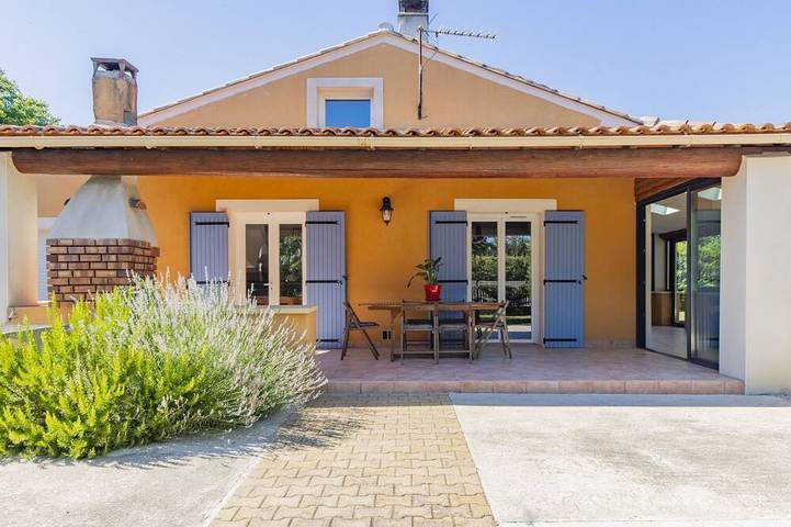 Ferienhaus für 6 Personen, mit Pool und Garten - 1