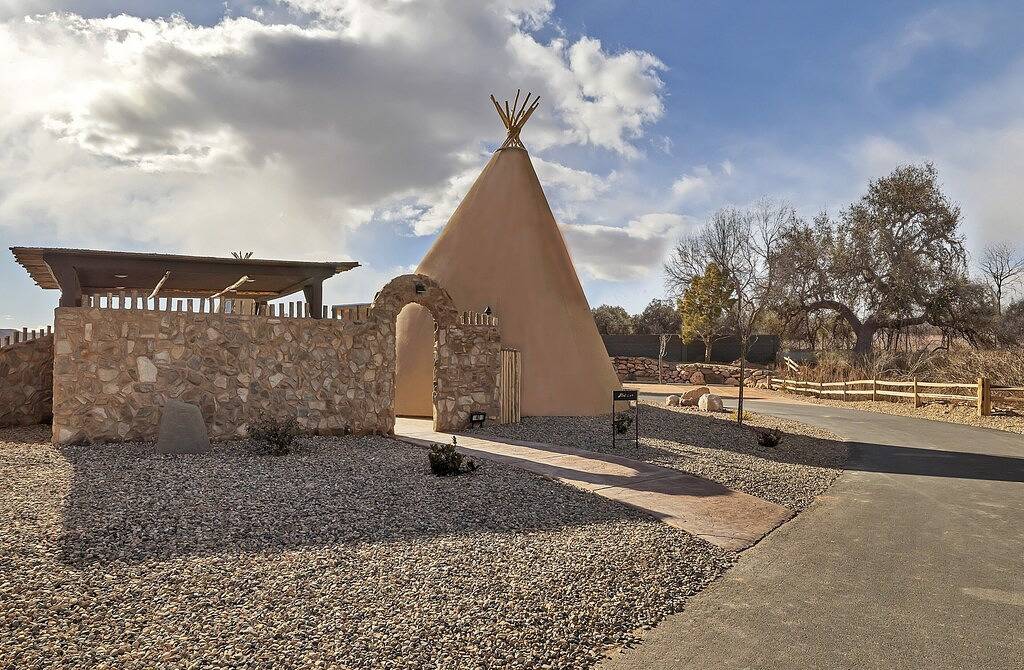 Glamping for 6 Guests in Virgin, Zion National Park