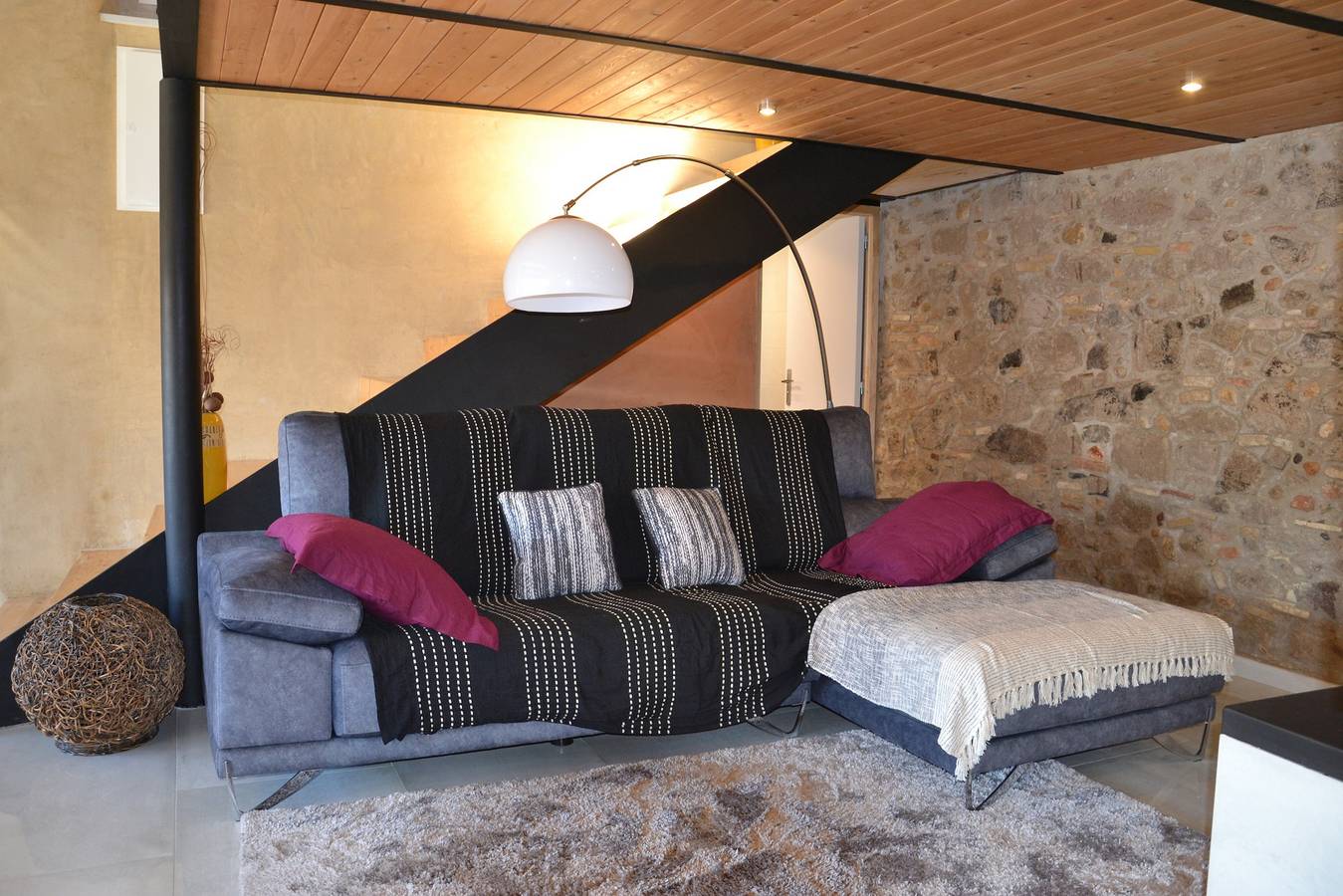 Hel enrumslägenhet, The Loft at Can Padrosa with Private Jacuzzi-Spa in Riumors, Upper Empordà