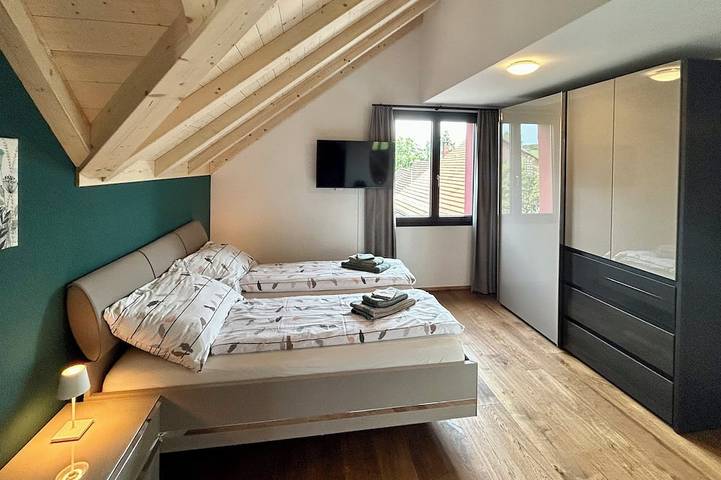 Ganze Wohnung, Relaxing country retreat for up to 8 guests near Lake of Constance in Wäldi, Zürich Voralpen