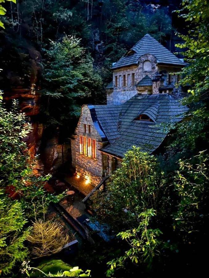 BnB für 4 Personen, mit Terrasse und Ausblick in Elbsandsteingebirge