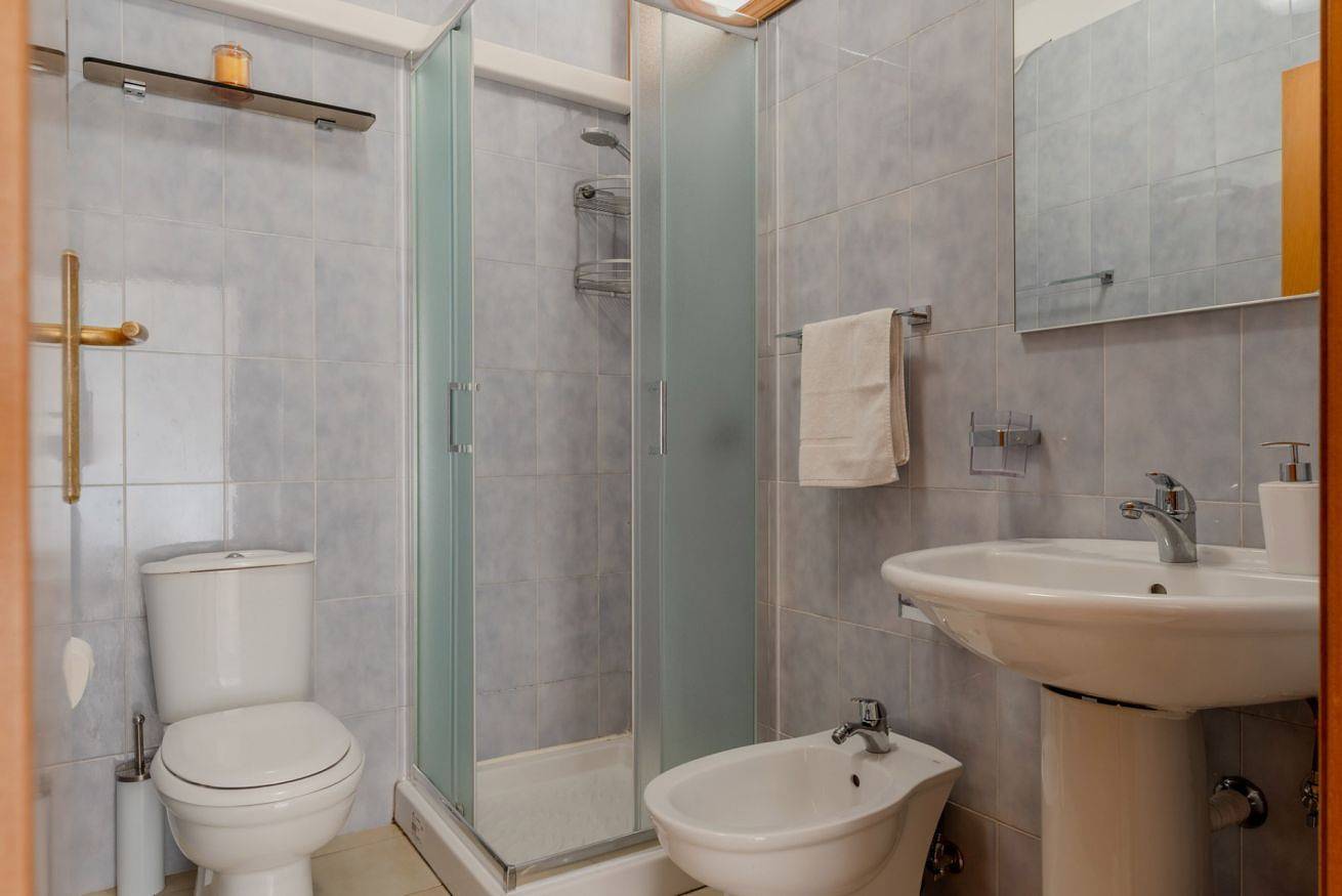 Entire apartment, Guesthost - Santantonio House with balcony in Taormina, Messina Province