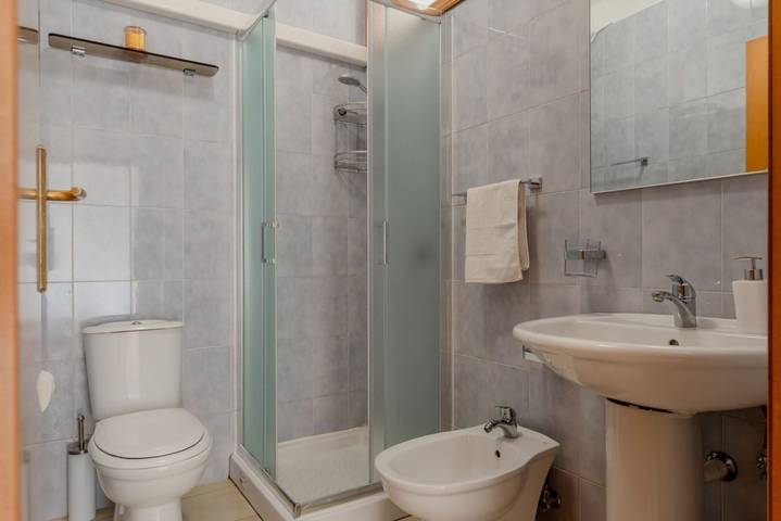 Entire apartment, Guesthost - Santantonio House with balcony in Taormina, Messina Province