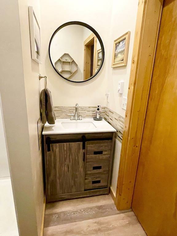 Cabane en bois pour 6 personnes - 1