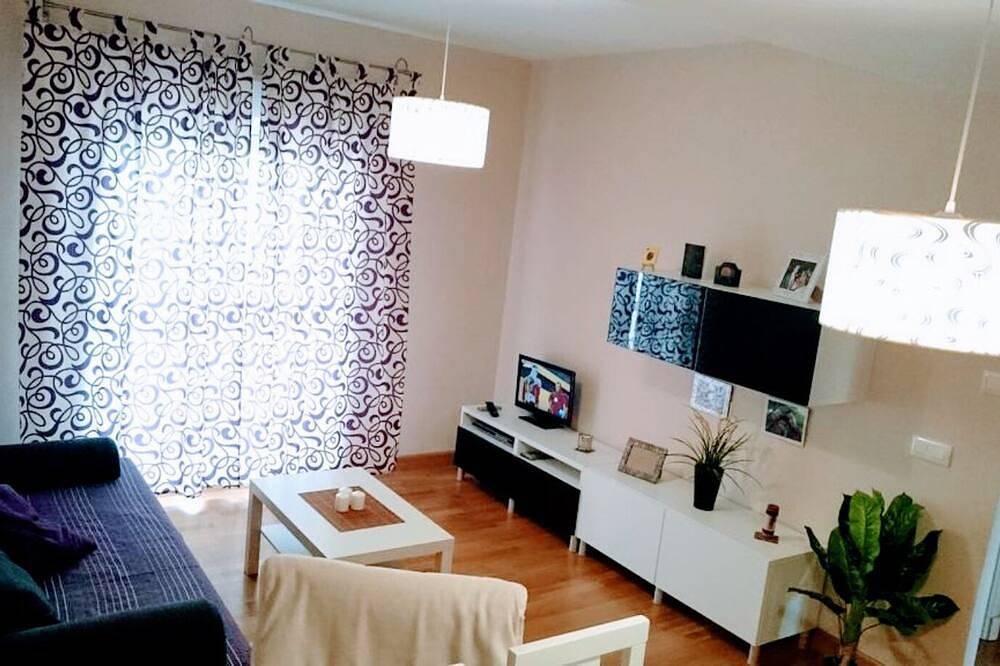 Ganze Wohnung, Ausgezeichnete Wohnung in Rota, mit Pool, Wlan und Garage in Rota, Costa de la Luz